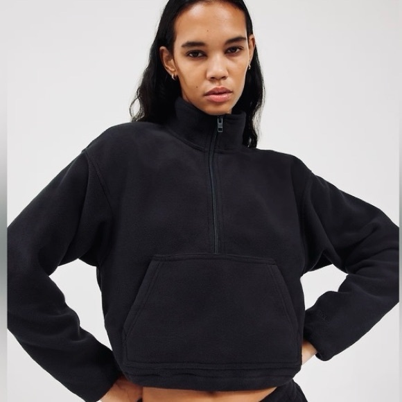 TNA Tops - TNA Black Fleece Pullover